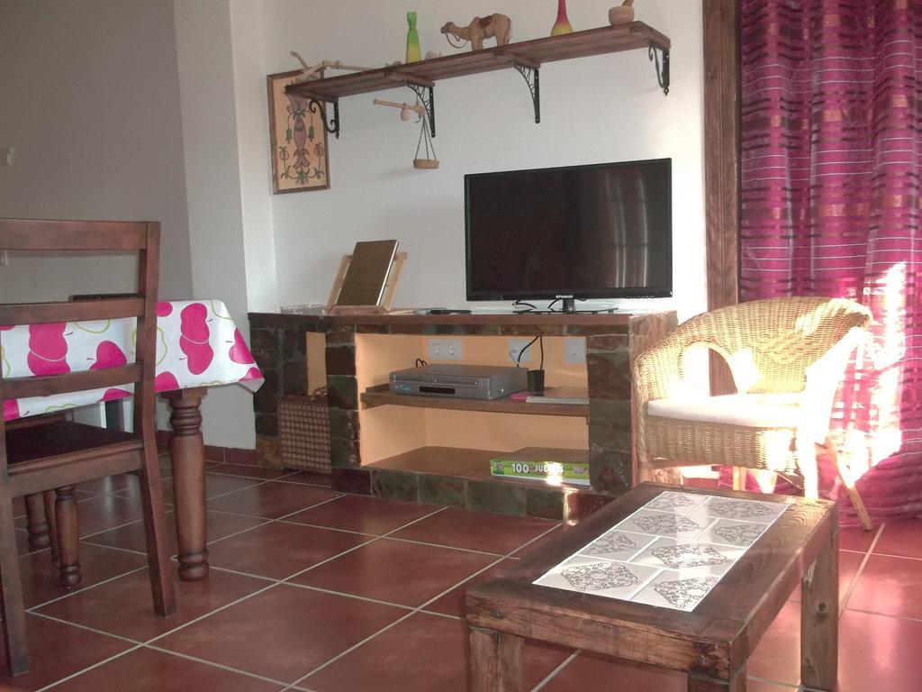 Sotoserrano Apartamento El Dragon Serrano מראה חיצוני תמונה