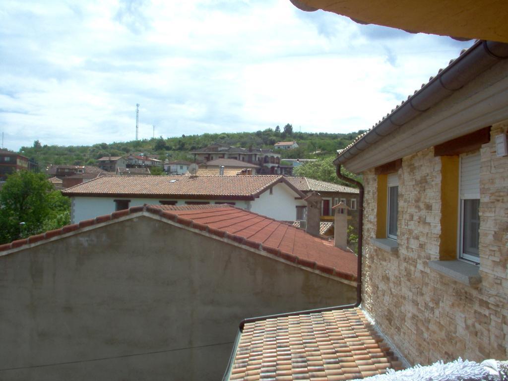 Sotoserrano Apartamento El Dragon Serrano מראה חיצוני תמונה